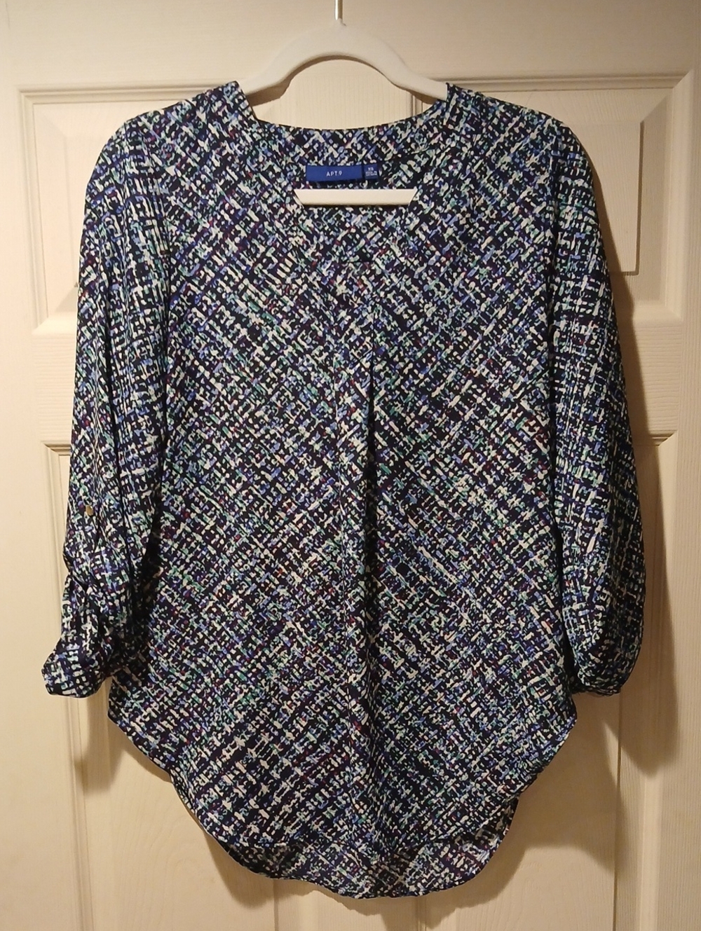 Apt. 9 Navy Multi-Color Geometric Print Roll-Tab Sleeve Blouse